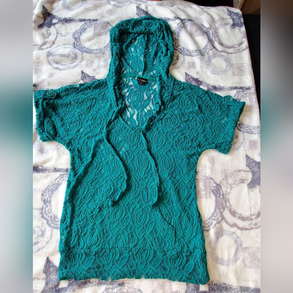 Daytrip Green Lace Top